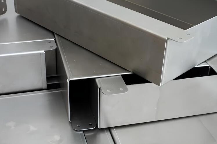 ورقکاری (Sheet Metal) و نقش آن در ساخت تجهیزات صنعتی